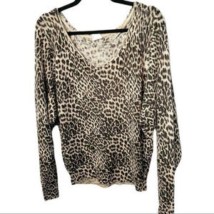 By Together Collection Leopard Print V‎ neck Size Small